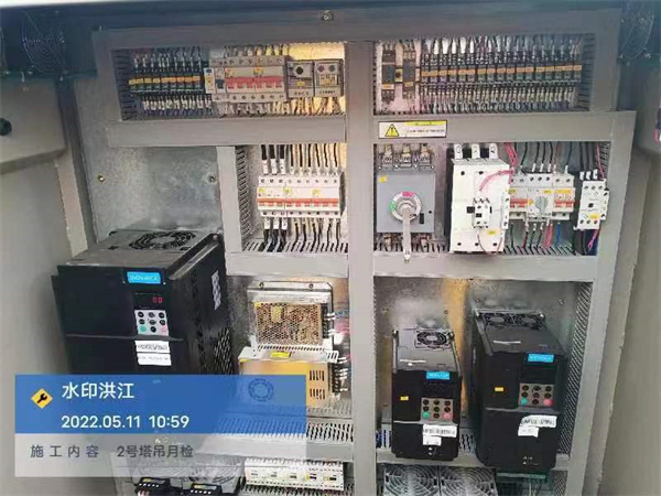 水映洪江項(xiàng)目-塔吊、電梯月檢